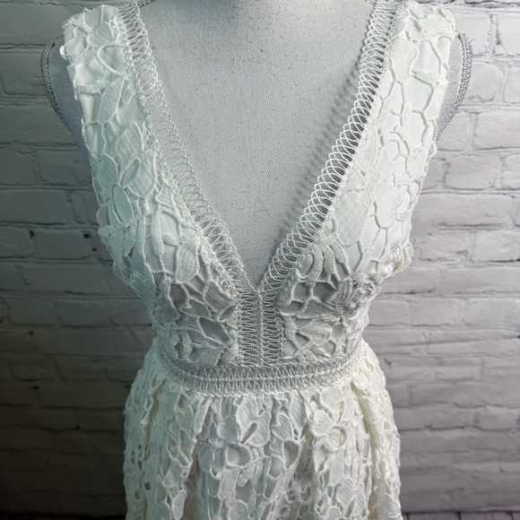 LULUS Ivory Lace Midi Dress XS - Picture 3 of 10
